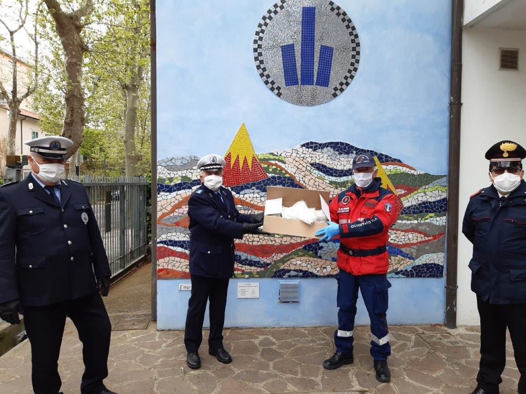 Mascherine per la Polizia Locale: nuova donazione per gli agenti in servizio foto 