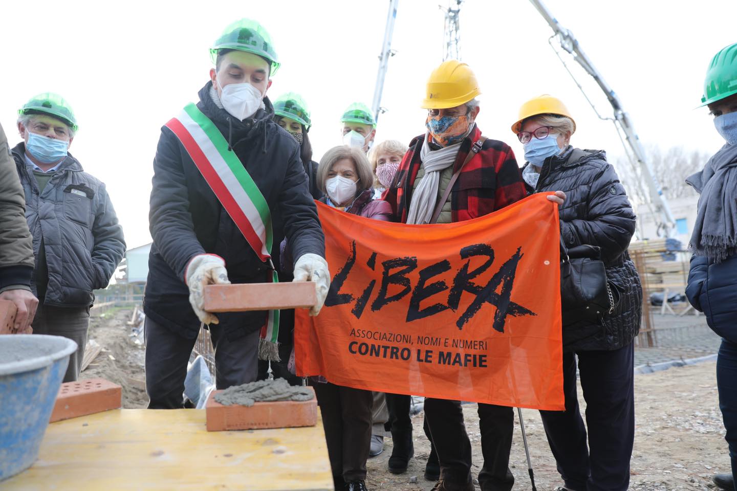 Posata la prima pietra: partono i lavori per 18 alloggi ERP alla Colonia Prealpi foto 