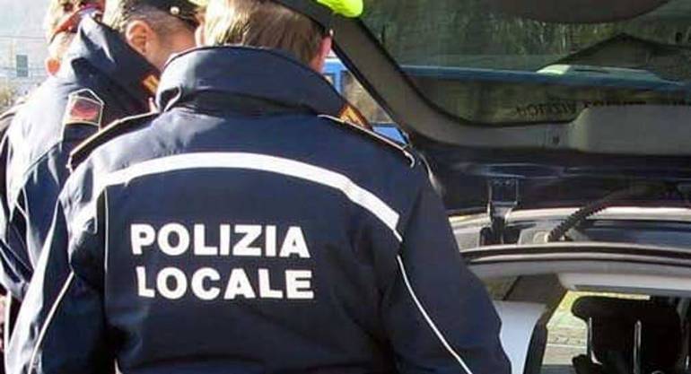 Nuovo intervento della Polizia Locale su due uomini in possesso di sostanze stupefacenti  Nuovo intervento della Polizia Locale su due uomini in possesso di sostanze stupefacenti