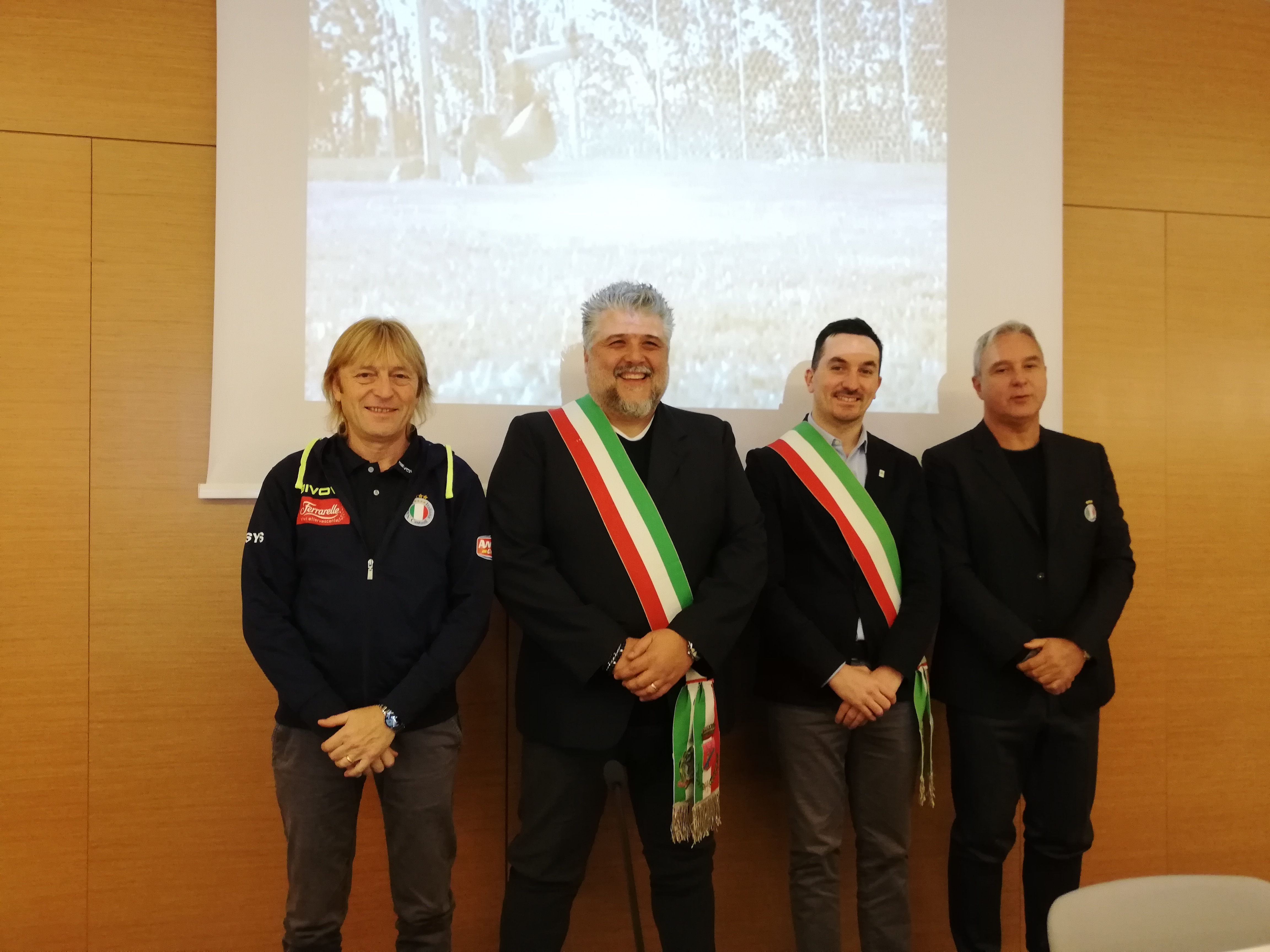 Rinviata la partita della Nazionale Cantanti